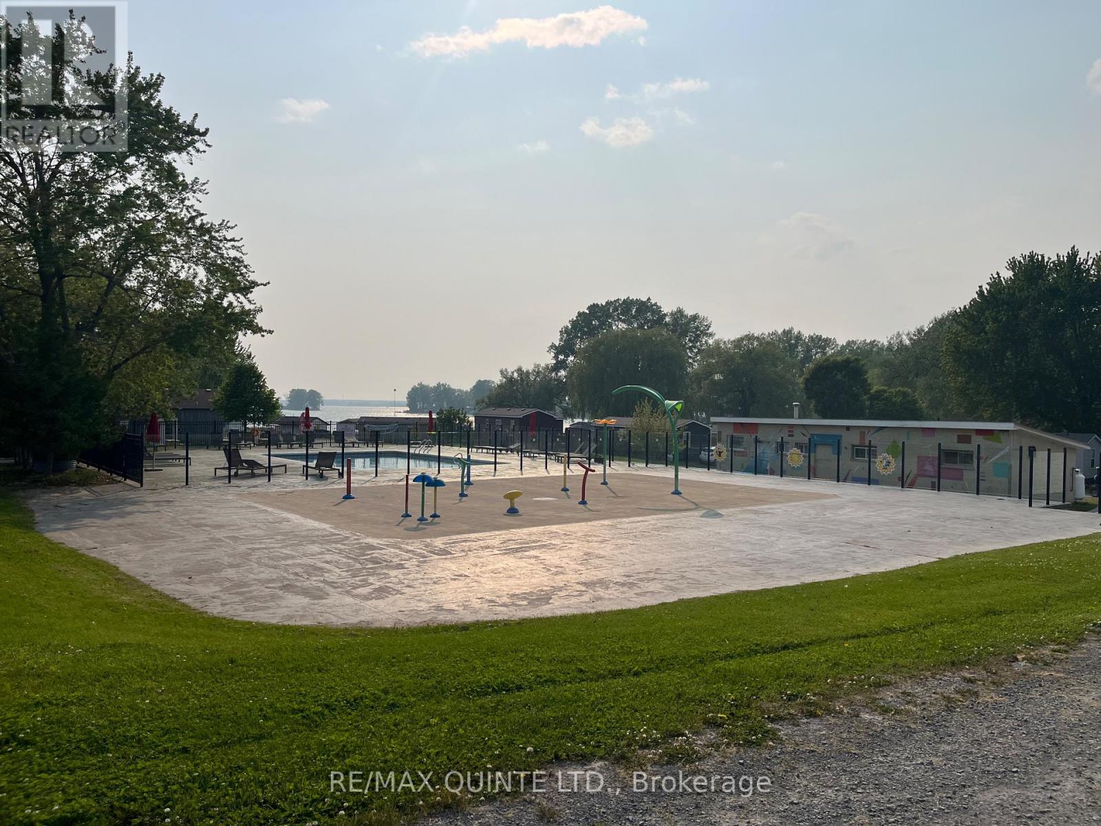 8 Cricket Ln - 486 County Road 18, Prince Edward County, Ontario  K0K 1P0 - Photo 36 - X12654776