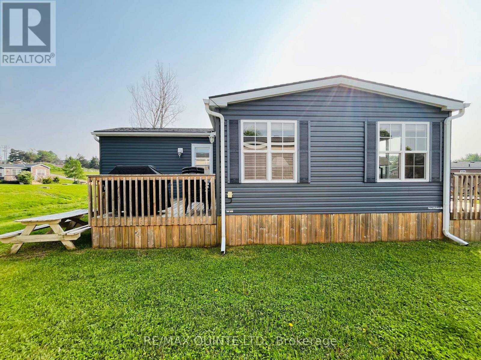 8 Cricket Ln - 486 County Road 18, Prince Edward County, Ontario  K0K 1P0 - Photo 4 - X12654776