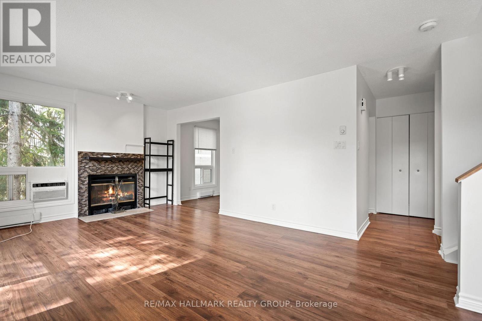 C - 311 Presland Road, Ottawa, Ontario  K1K 2B6 - Photo 5 - X12654774