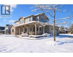 8 GRIFFITH Court, Listowel, Ontario