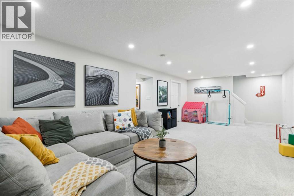 169 Braniff Crescent Sw, Calgary, Alberta  T2W 2M3 - Photo 27 - A2276509