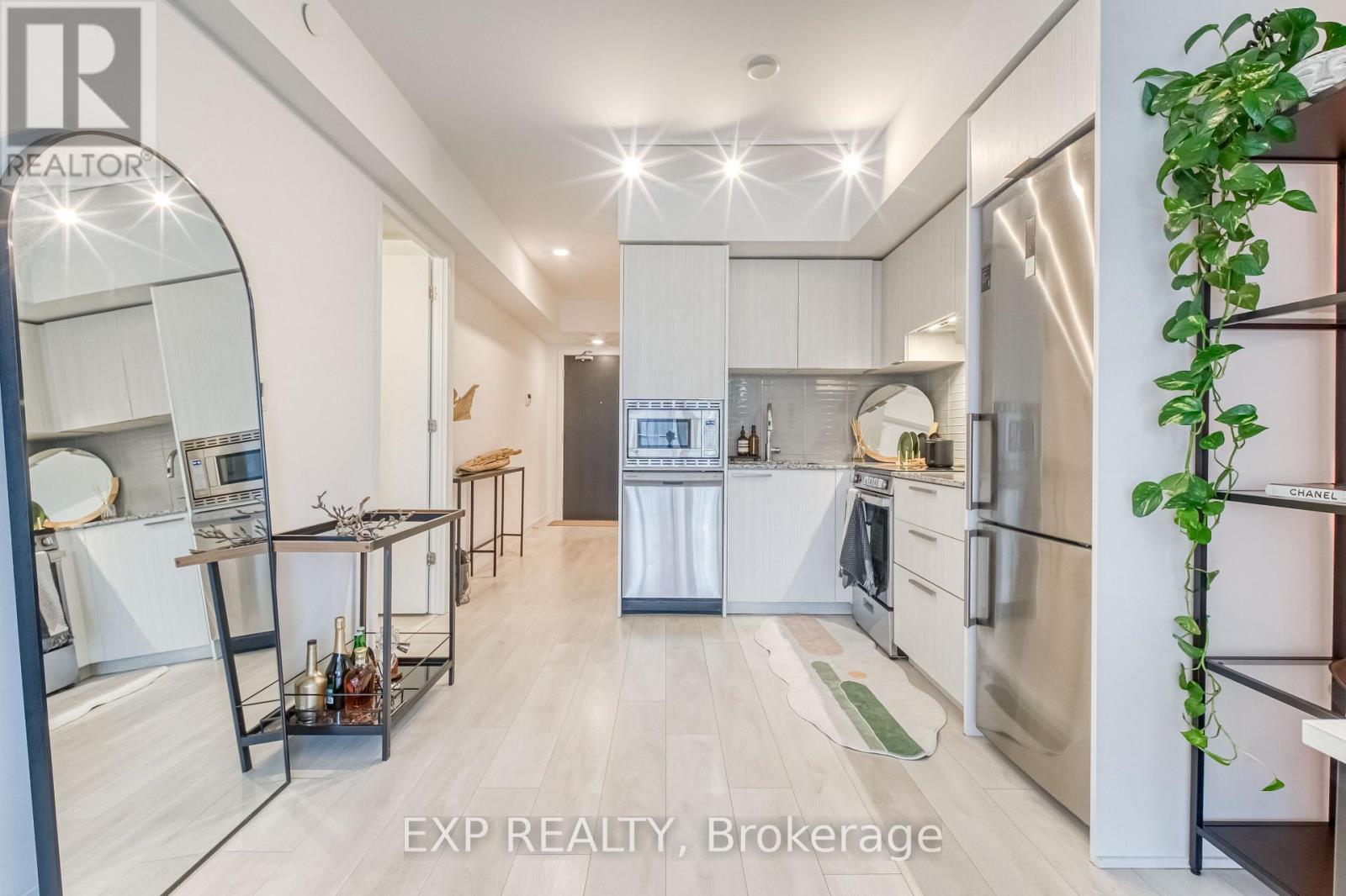 911 - 501 Yonge Street, Toronto, Ontario  M4Y 0G8 - Photo 11 - C12654736