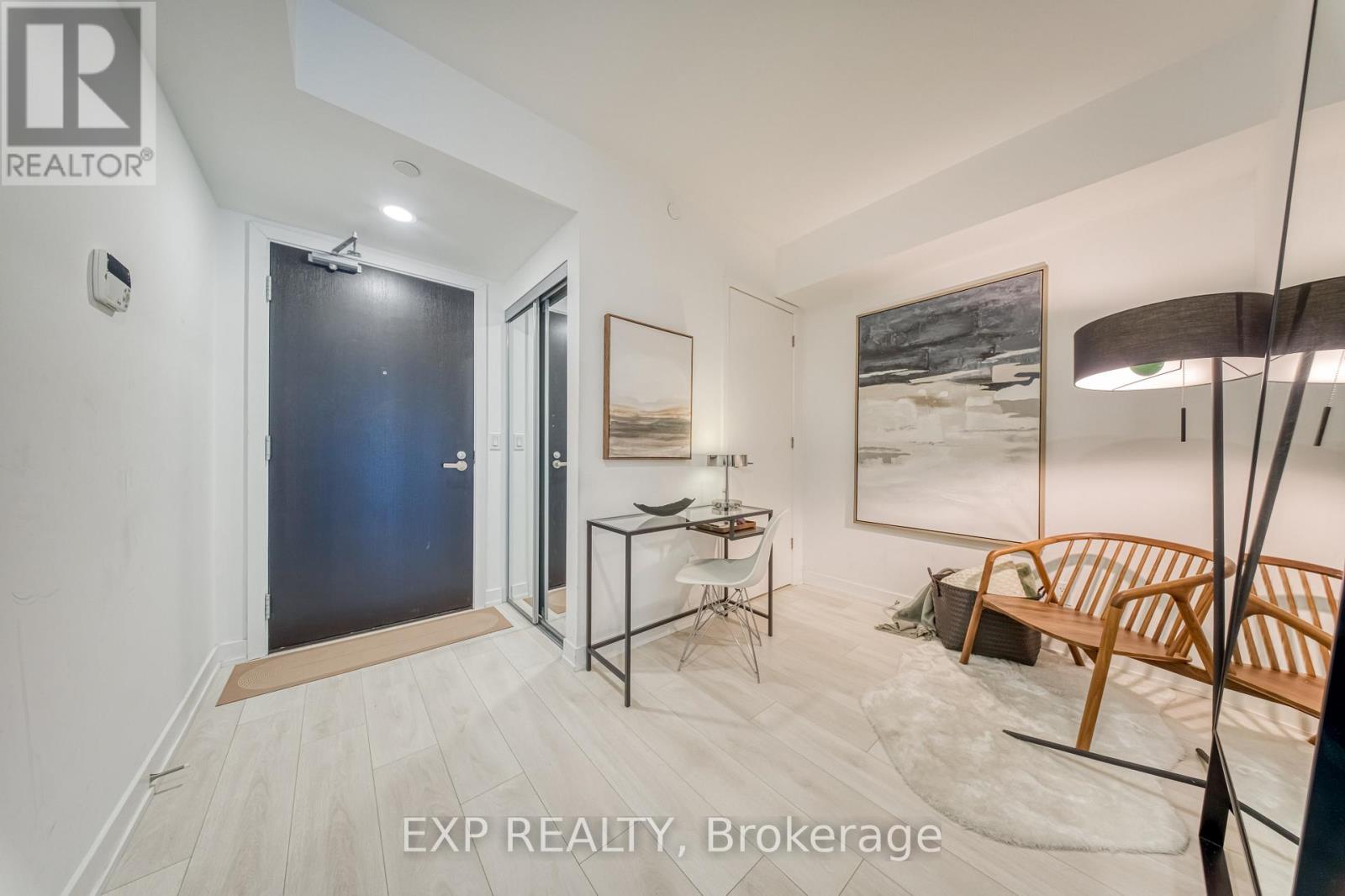 911 - 501 Yonge Street, Toronto, Ontario  M4Y 0G8 - Photo 5 - C12654736