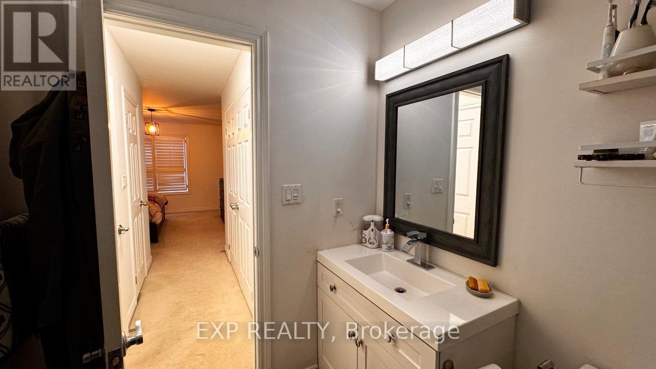 43d Green Belt Drive, Toronto, Ontario  M3C 1L8 - Photo 16 - C12654772