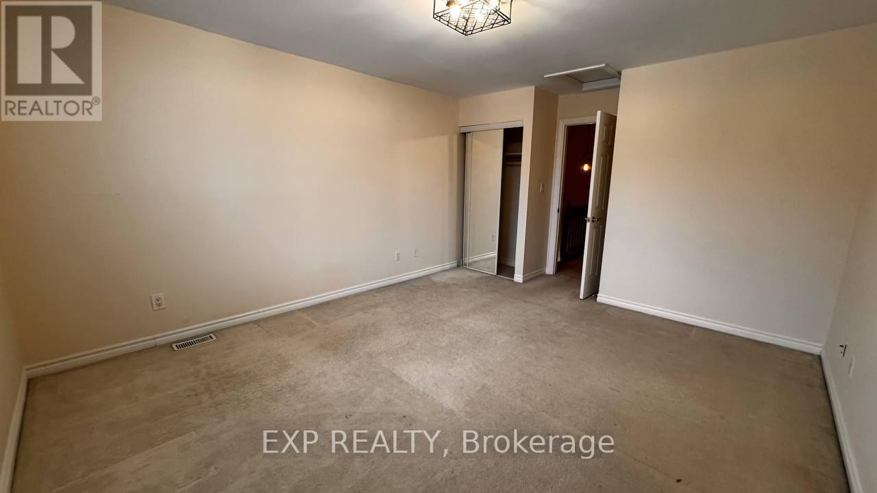 43d Green Belt Drive, Toronto, Ontario  M3C 1L8 - Photo 22 - C12654772