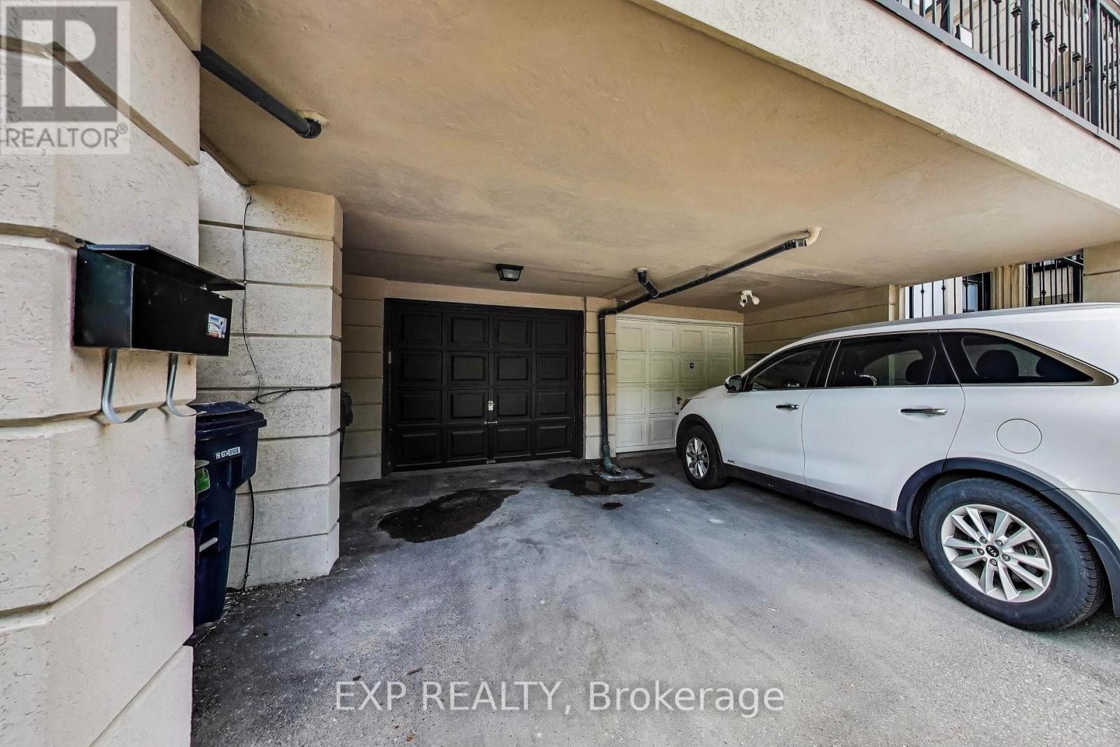 43d Green Belt Drive, Toronto, Ontario  M3C 1L8 - Photo 25 - C12654772