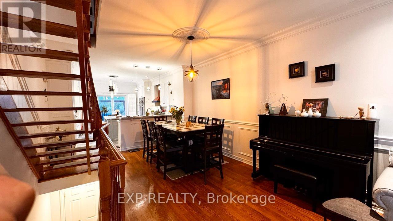 43d Green Belt Drive, Toronto, Ontario  M3C 1L8 - Photo 5 - C12654772