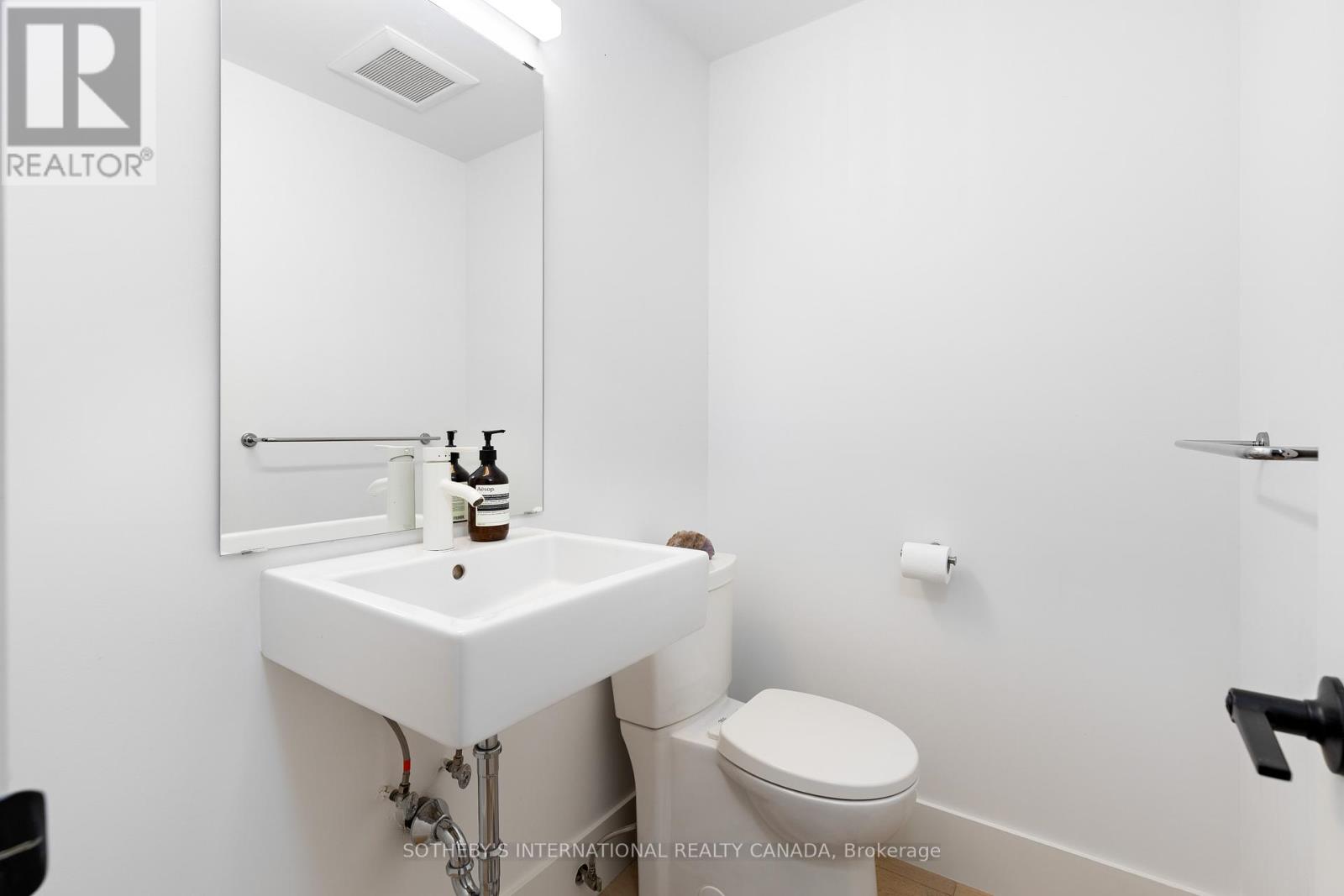 55 Mimico Avenue, Toronto, Ontario  M8V 1R2 - Photo 15 - W12654738