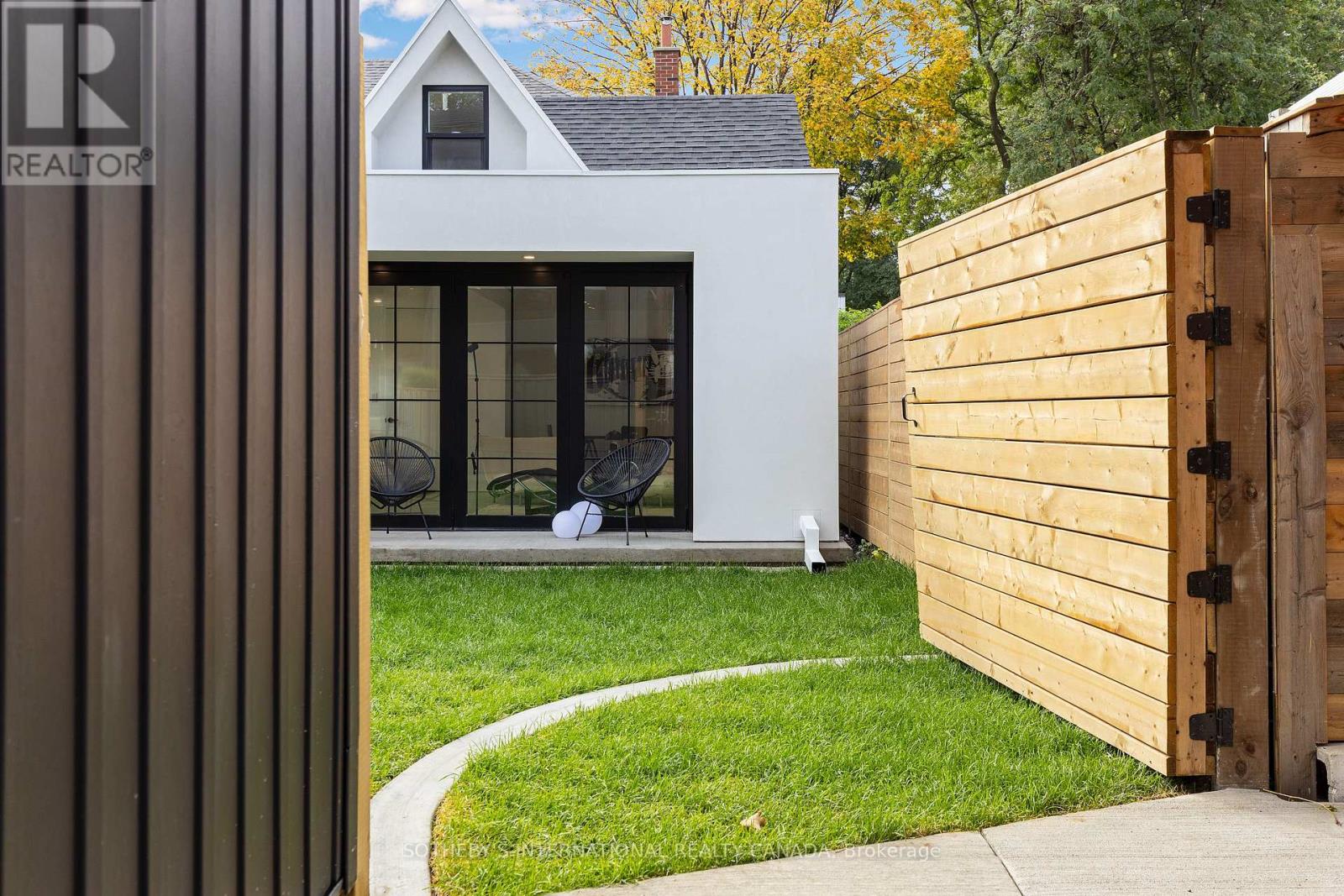 55 Mimico Avenue, Toronto, Ontario  M8V 1R2 - Photo 35 - W12654738