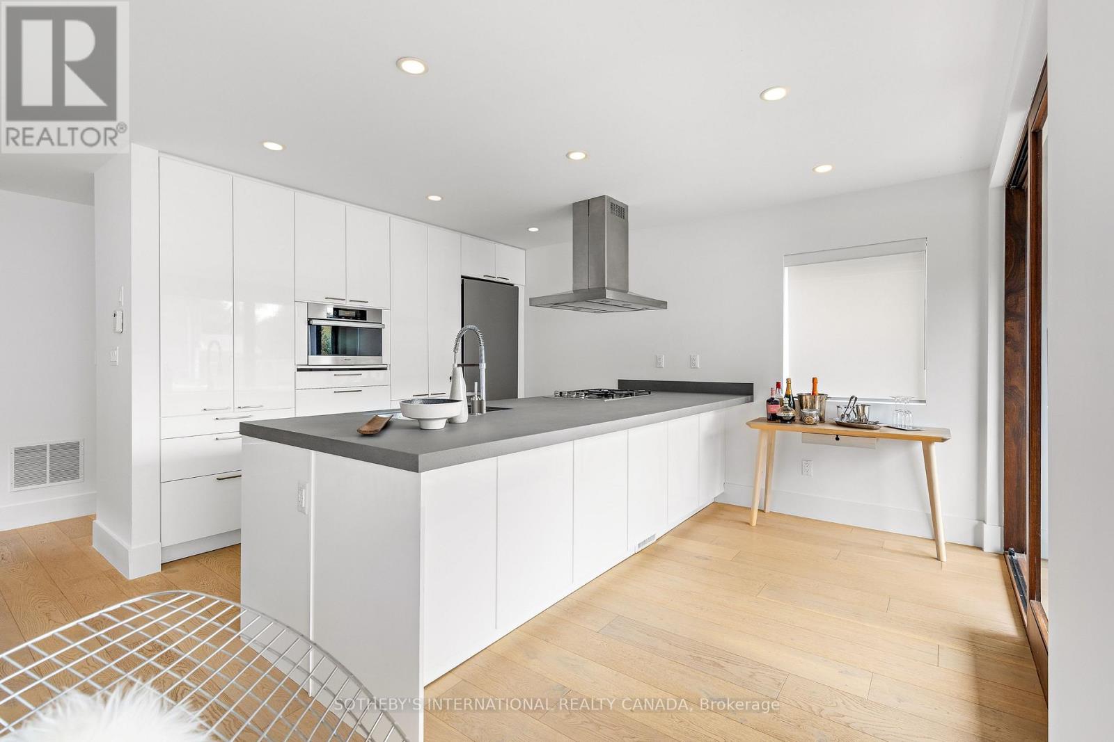 55 Mimico Avenue, Toronto, Ontario  M8V 1R2 - Photo 9 - W12654738