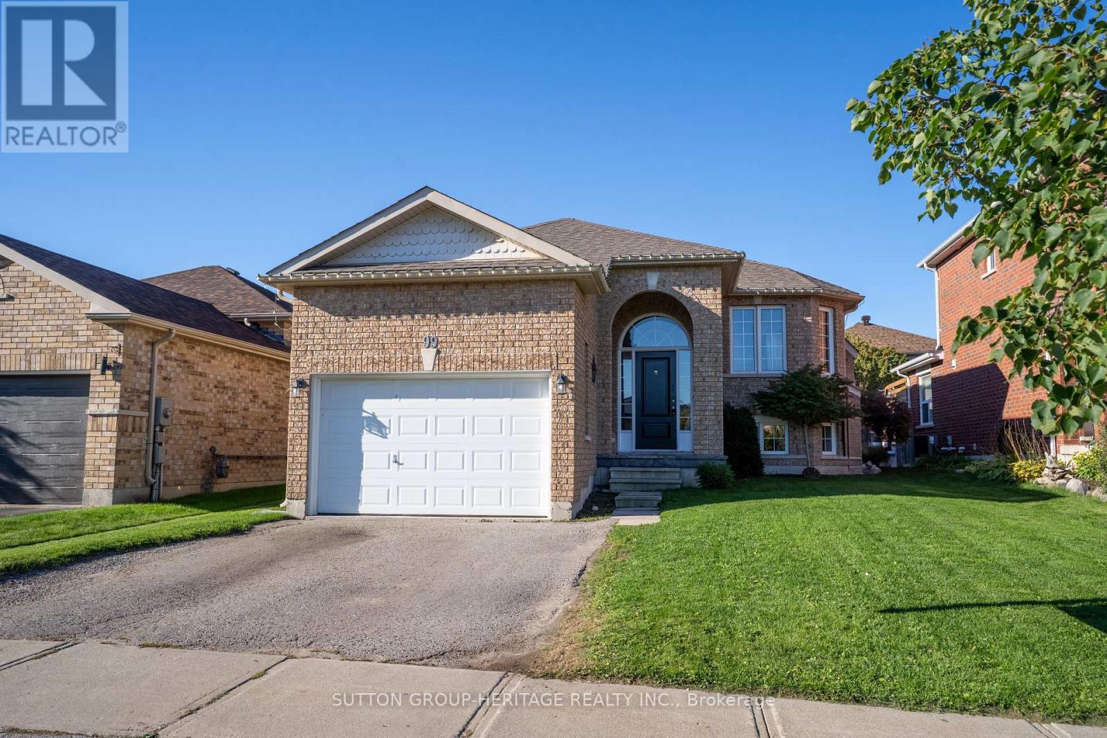 99 SWEETNAM DRIVE, Kawartha Lakes, Ontario