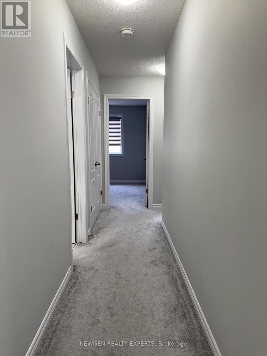 11 Gleason Crescent, Kitchener, Ontario  N2M 0B7 - Photo 19 - X12654770