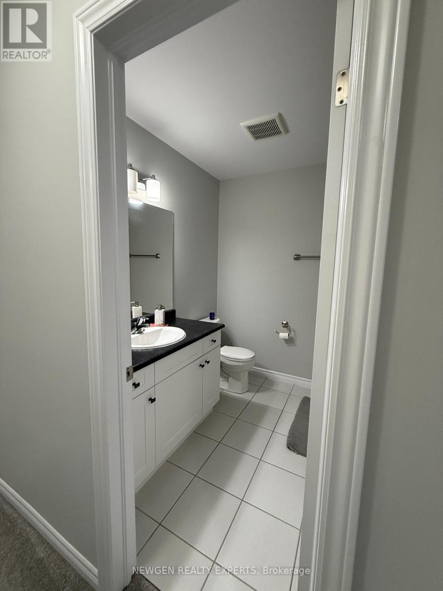 11 Gleason Crescent, Kitchener, Ontario  N2M 0B7 - Photo 21 - X12654770