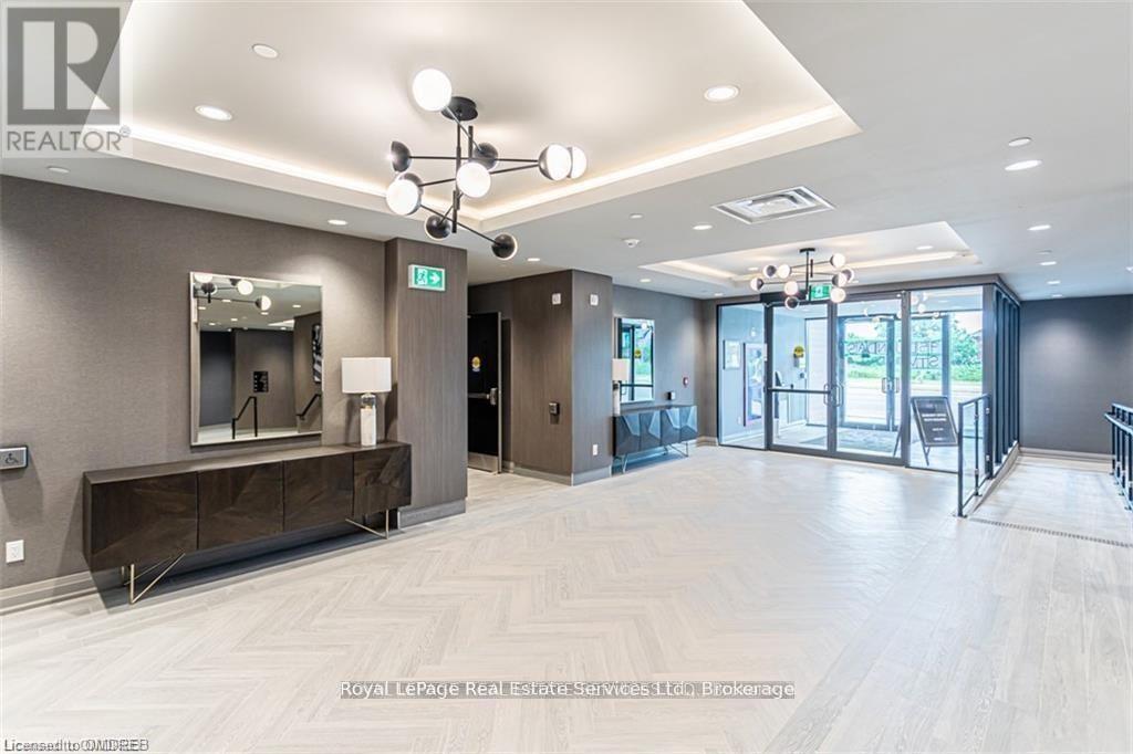 511 - 95 Dundas Street W, Oakville, Ontario  L6M 5N4 - Photo 19 - W12654816