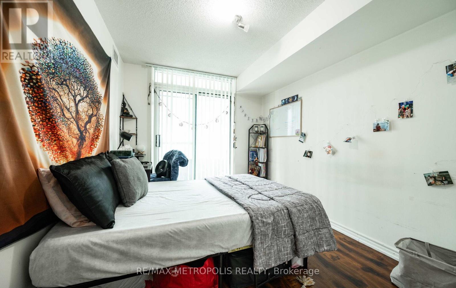 1209 - 335 Rathburn Road W, Mississauga, Ontario  L5B 0C8 - Photo 22 - W12654224