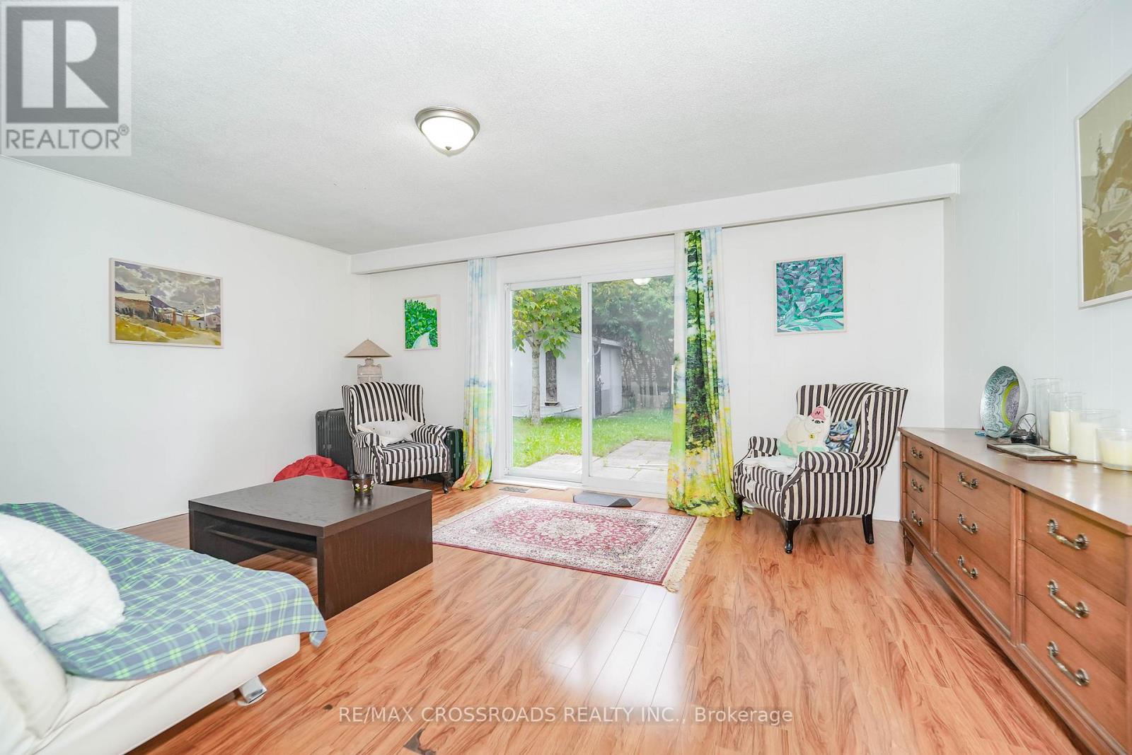 8 Topaz Gate, Toronto, Ontario  M2M 2Z7 - Photo 25 - C12654808