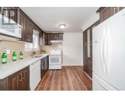 8 TOPAZ GATE, Toronto, Ontario