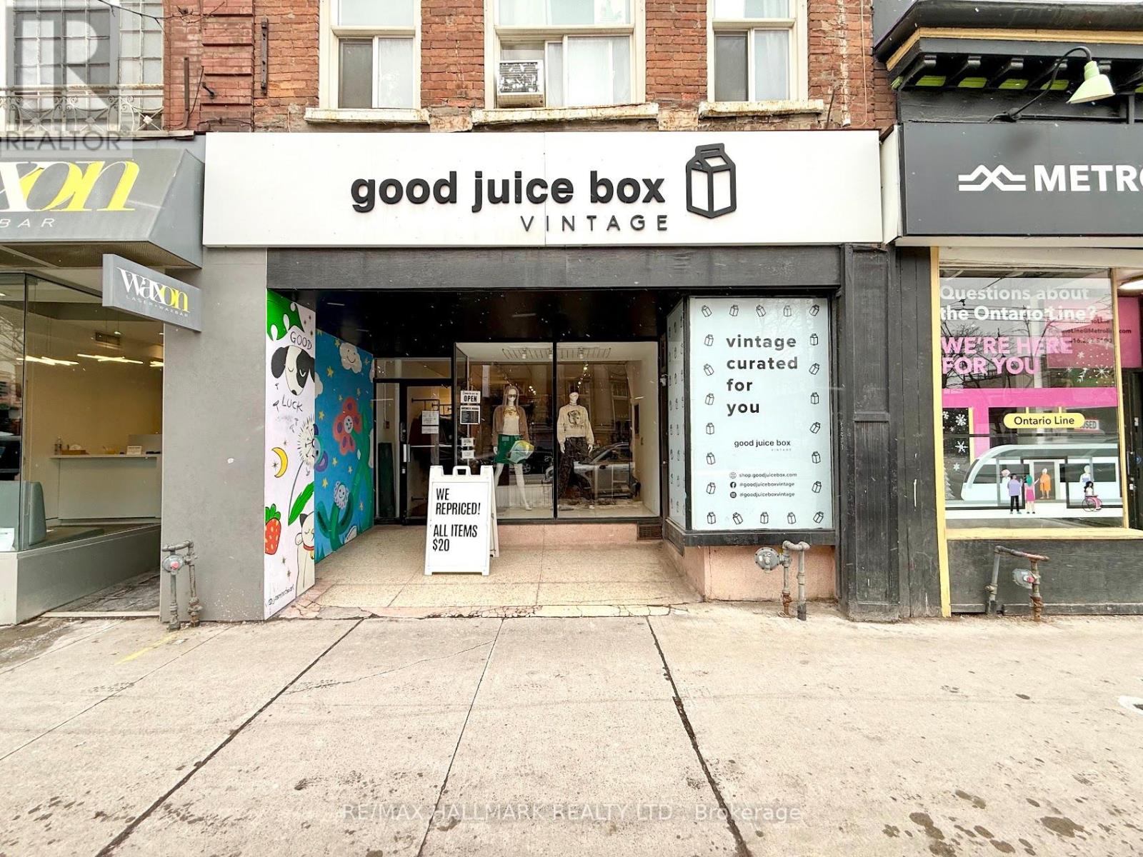 768 QUEEN STREET E, Toronto, Ontario