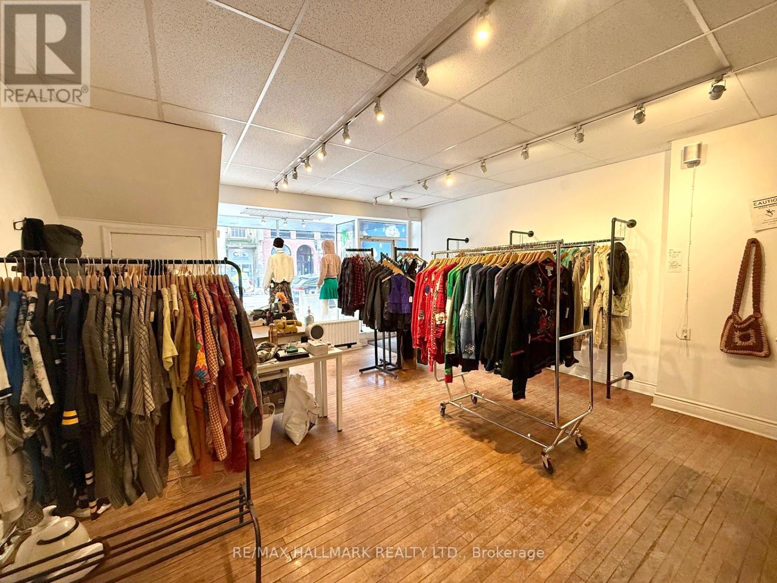 768 Queen Street E, Toronto, Ontario  M4M 1H4 - Photo 4 - E12654814