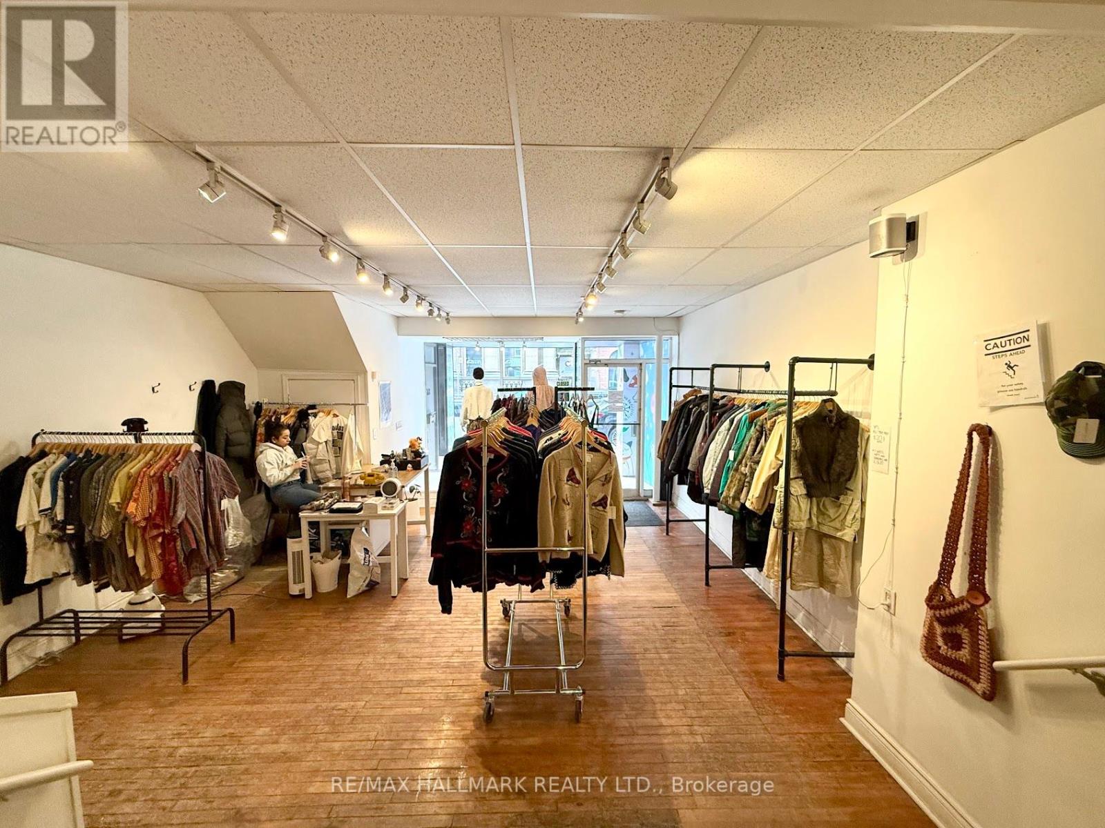 768 Queen Street E, Toronto, Ontario  M4M 1H4 - Photo 5 - E12654814