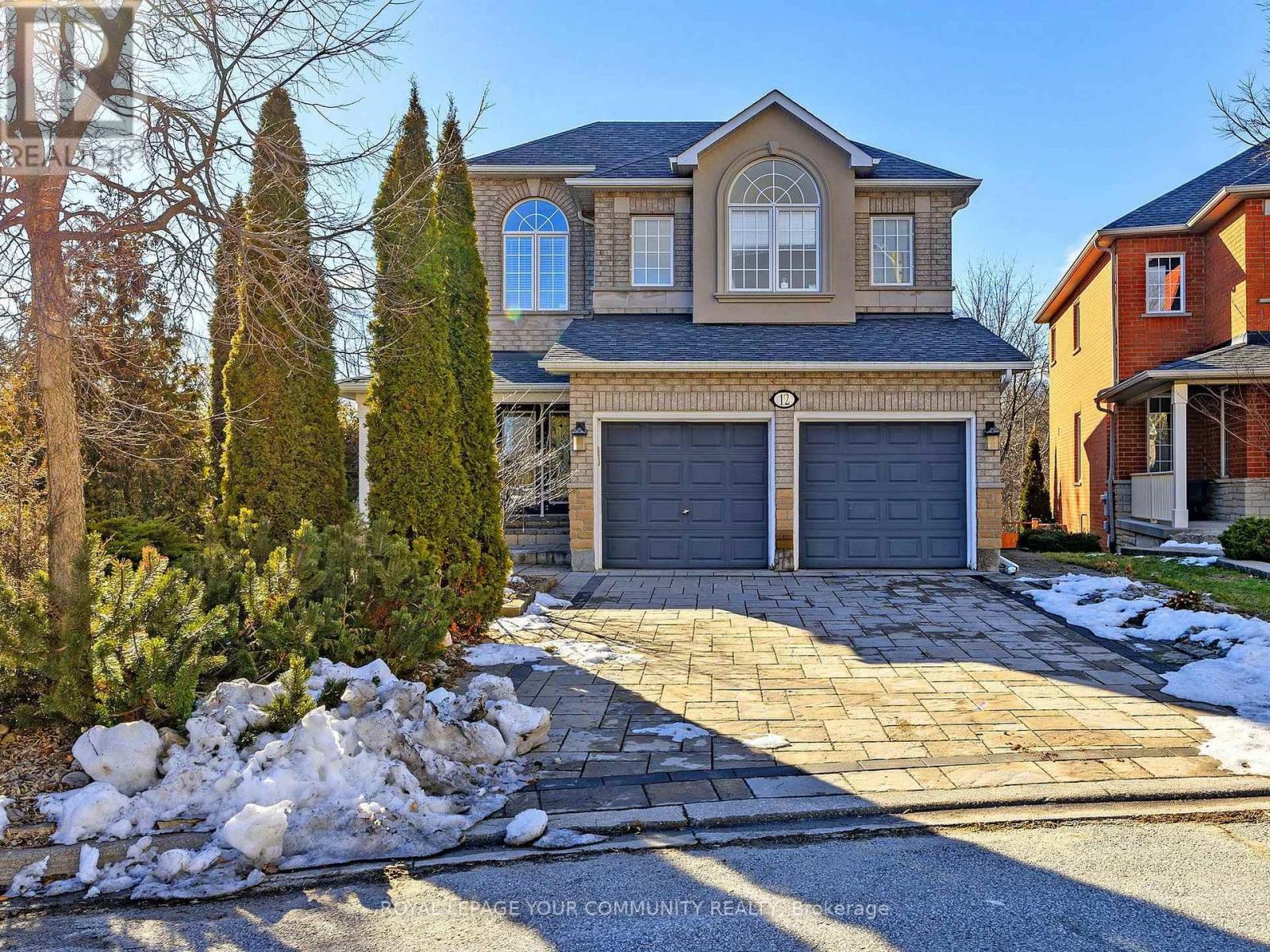 12 BILBERRY CRESCENT, Richmond Hill, Ontario