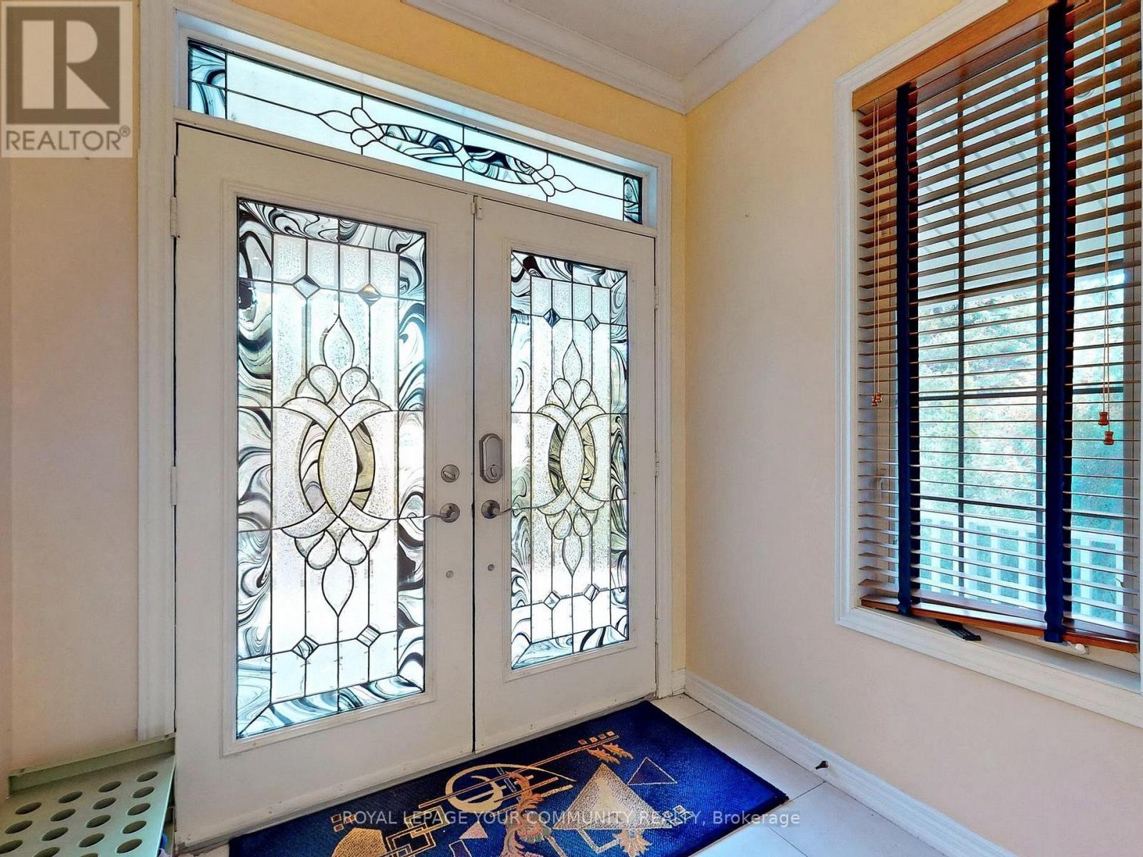 12 Bilberry Crescent, Richmond Hill, Ontario  L4S 2M4 - Photo 6 - N12654802