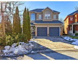 12 BILBERRY CRESCENT, Richmond Hill, Ontario