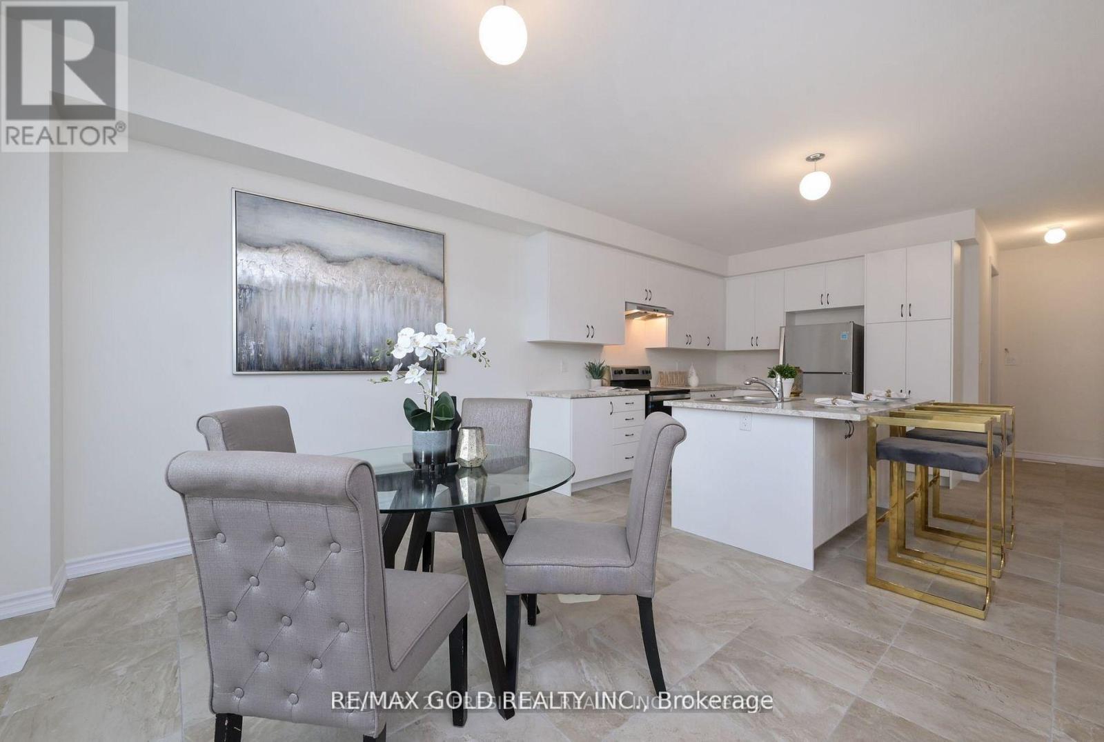 161 Terry Fox Drive, Barrie, Ontario  L9J 0L7 - Photo 10 - S12654810