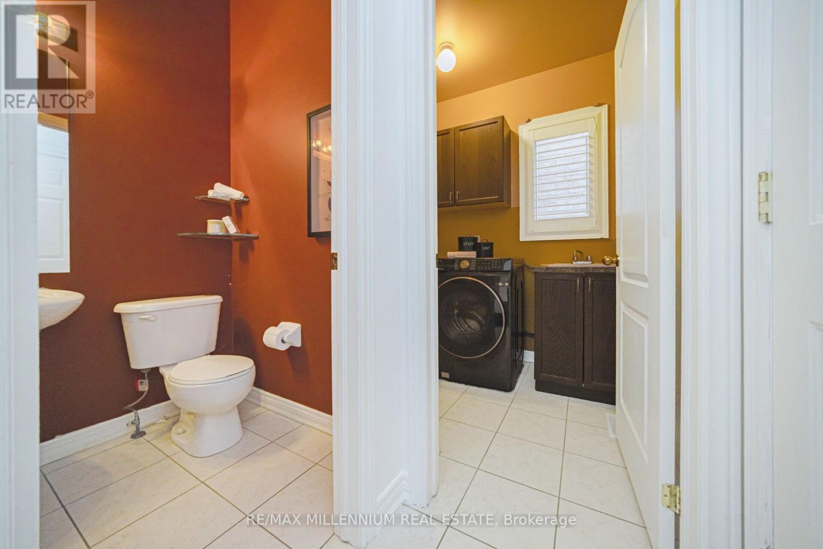 517 Bussel Crescent, Milton, Ontario  L9T 0W8 - Photo 27 - W12654782