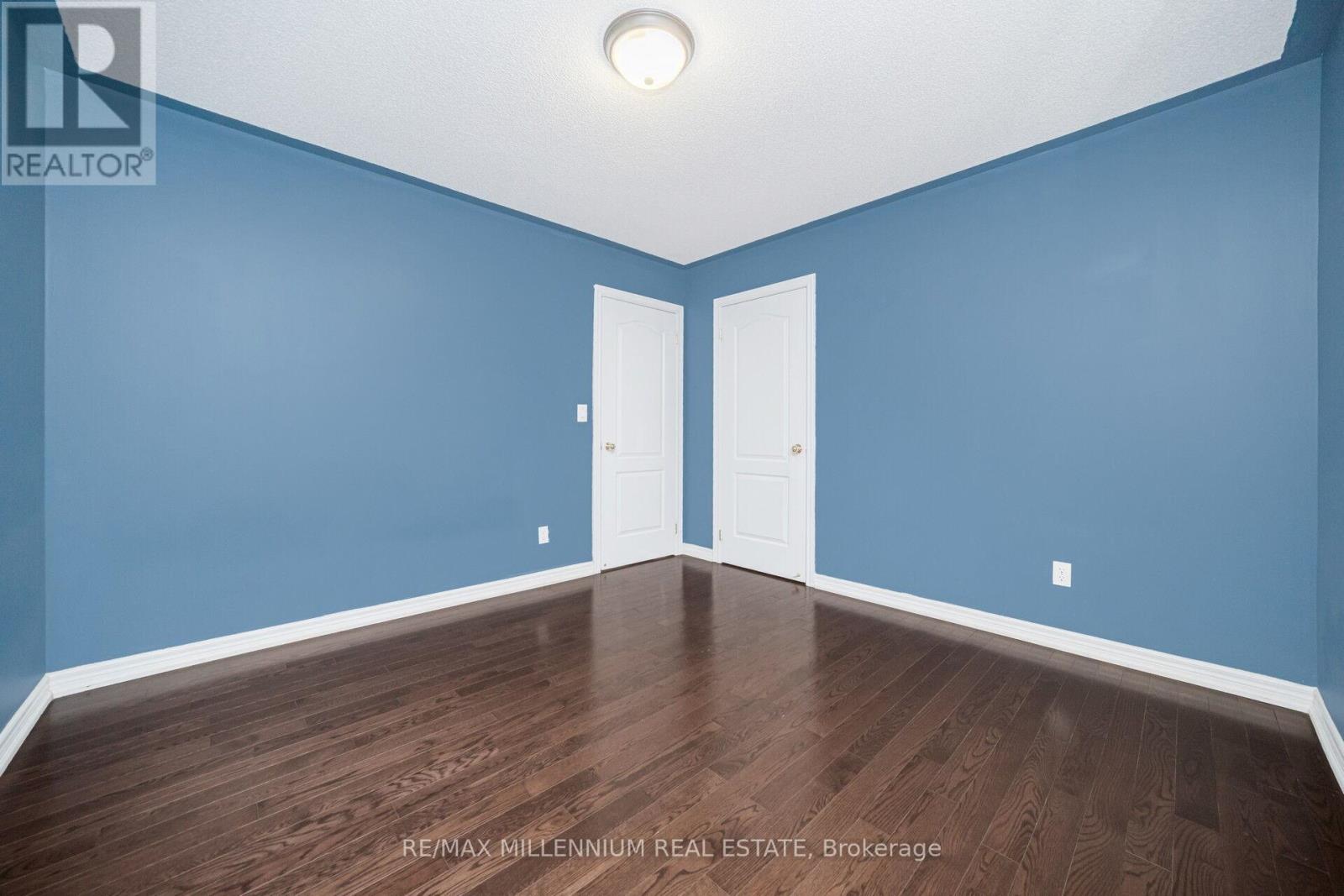 517 Bussel Crescent, Milton, Ontario  L9T 0W8 - Photo 38 - W12654782