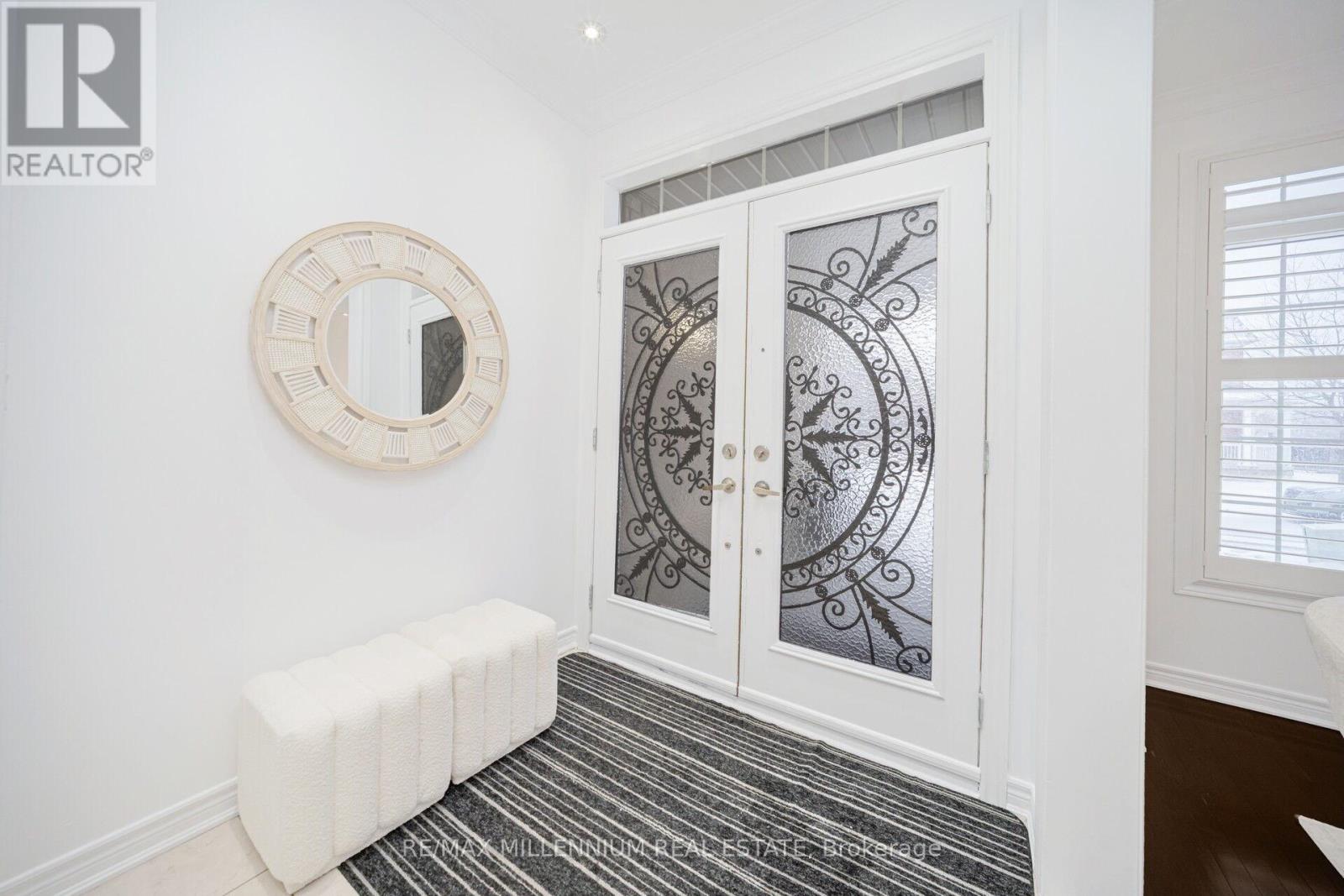 517 Bussel Crescent, Milton, Ontario  L9T 0W8 - Photo 5 - W12654782