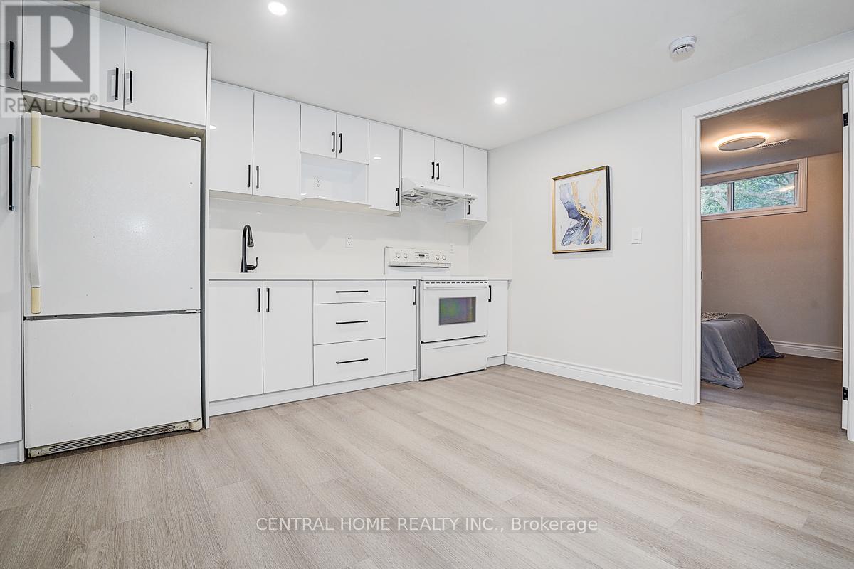 Bsmt - 19 Valleycrest Avenue, Markham, Ontario  L3P 1H6 - Photo 10 - N12645392