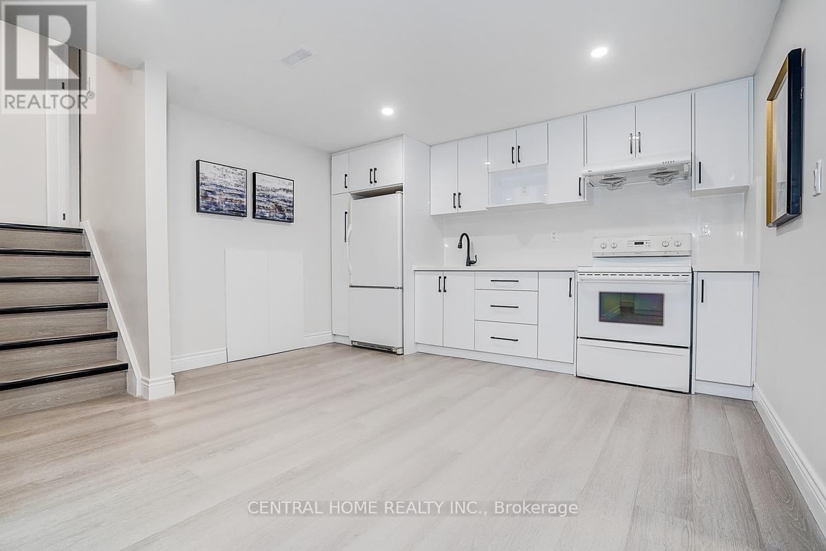 Bsmt - 19 Valleycrest Avenue, Markham, Ontario  L3P 1H6 - Photo 12 - N12645392