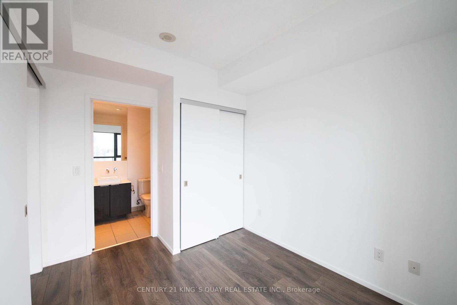 3007 - 159 Dundas Street E, Toronto, Ontario  M5B 0A9 - Photo 13 - C12654848