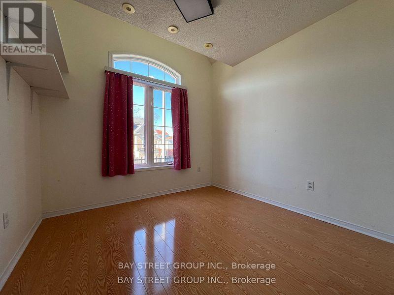 11 Wyper Square, Toronto, Ontario  M1S 0B4 - Photo 13 - E12654860