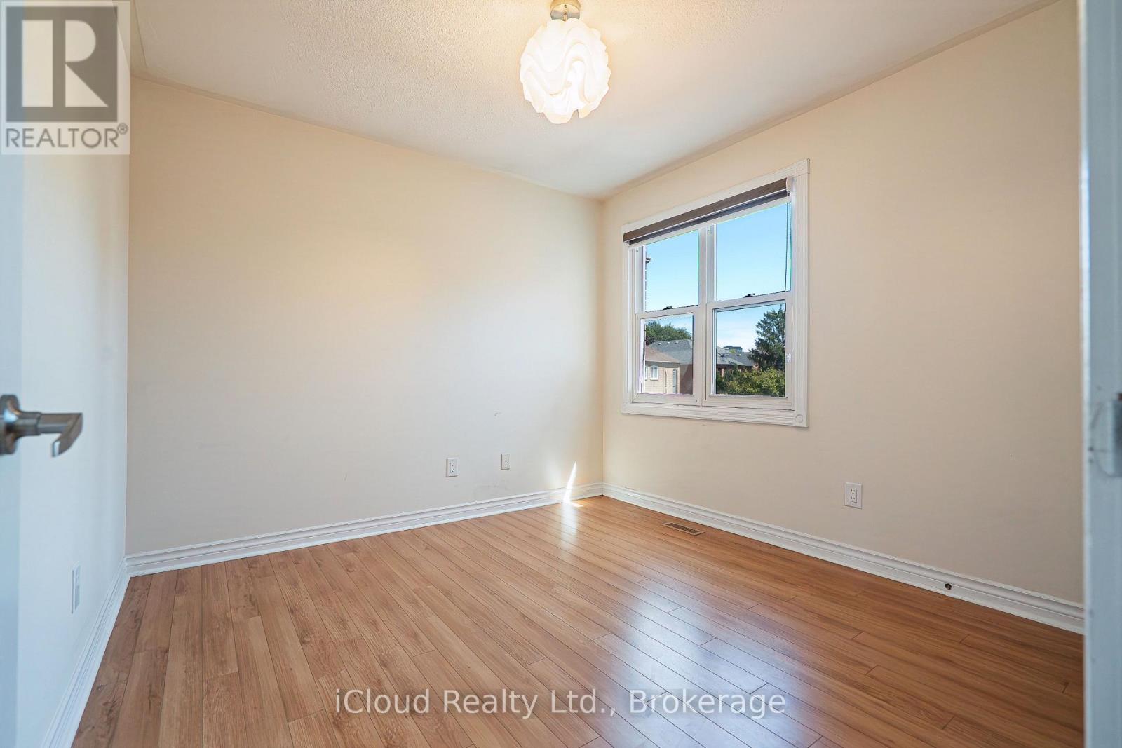 80 Venice Crescent W, Vaughan, Ontario  L4J 7T1 - Photo 22 - N12654840