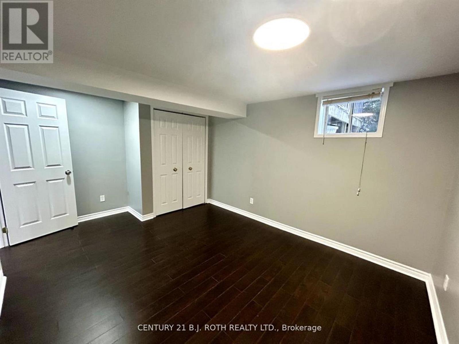 Lower - 140 Monique Crescent, Barrie, Ontario  L4M 6Y8 - Photo 9 - S12654832