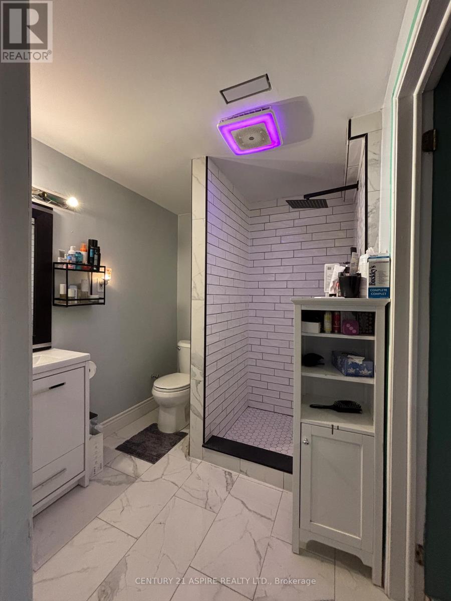 9 James Street, Petawawa, Ontario  K8H 3B4 - Photo 8 - X12642430