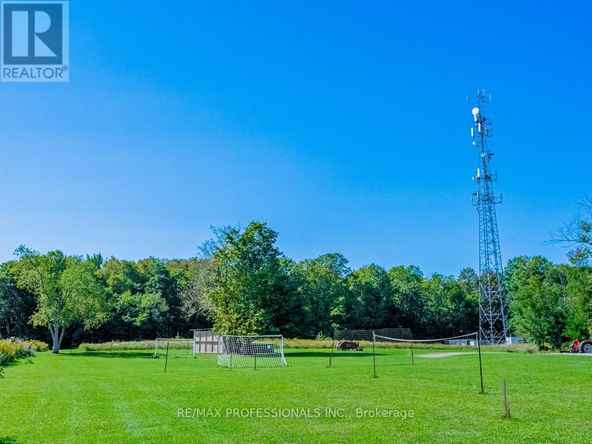13908 Trafalgar Road, Halton Hills, Ontario  L7G 4S4 - Photo 15 - W12654820