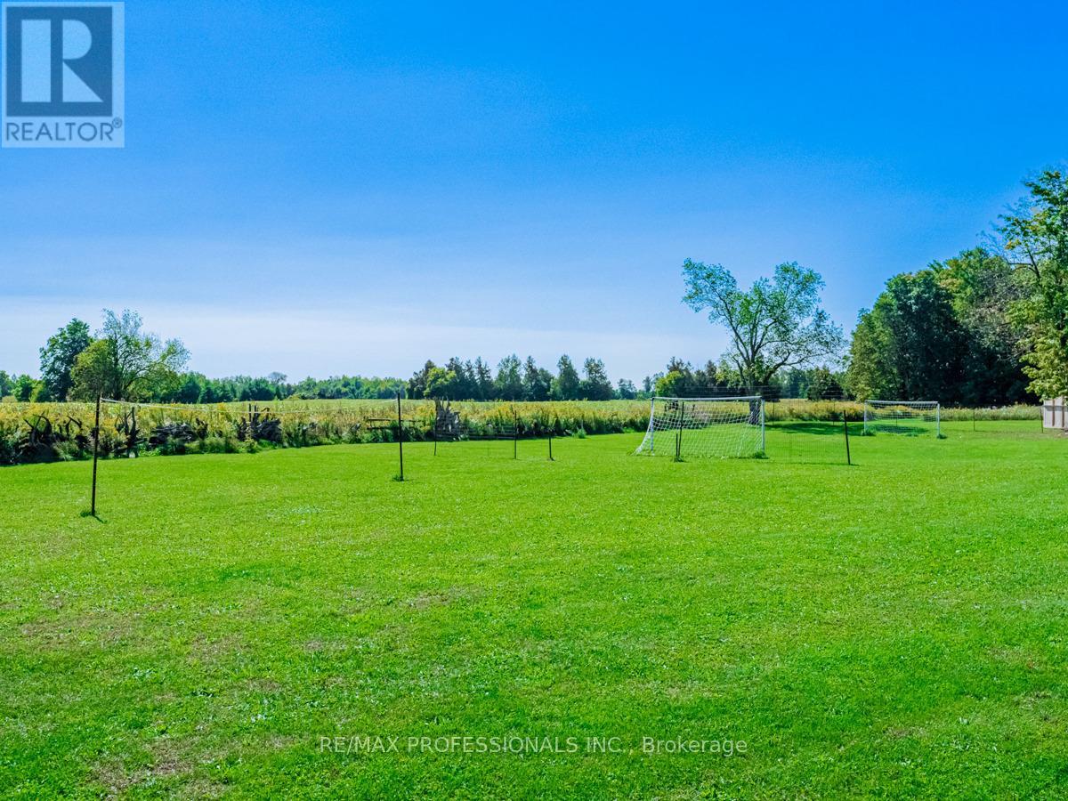 13908 Trafalgar Road, Halton Hills, Ontario  L7G 4S4 - Photo 19 - W12654820