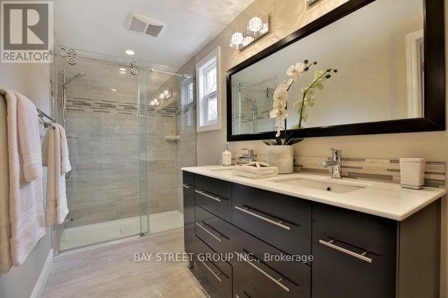 1390 Hastings Road, Oakville, Ontario  L6H 2Y1 - Photo 15 - W12654824