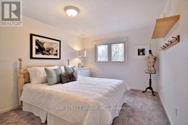 1390 Hastings Road, Oakville, Ontario  L6H 2Y1 - Photo 16 - W12654824