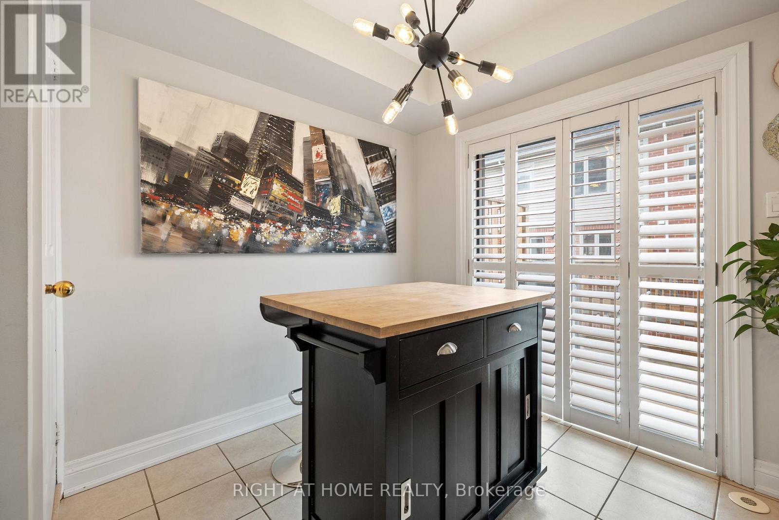 1 - 3076 Lake Shore Boulevard W, Toronto, Ontario  M8V 4E3 - Photo 16 - W12654850