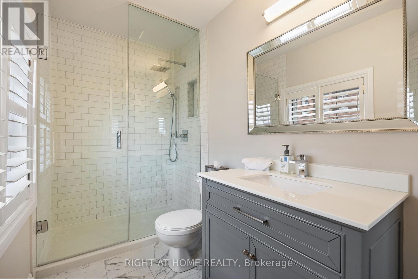 1 - 3076 Lake Shore Boulevard W, Toronto, Ontario  M8V 4E3 - Photo 22 - W12654850