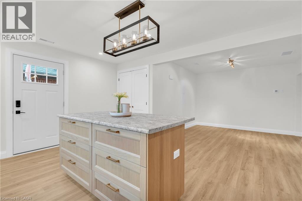 22 Ash Street Unit# 1, Kitchener, Ontario  N2H 6H8 - Photo 11 - 40795406