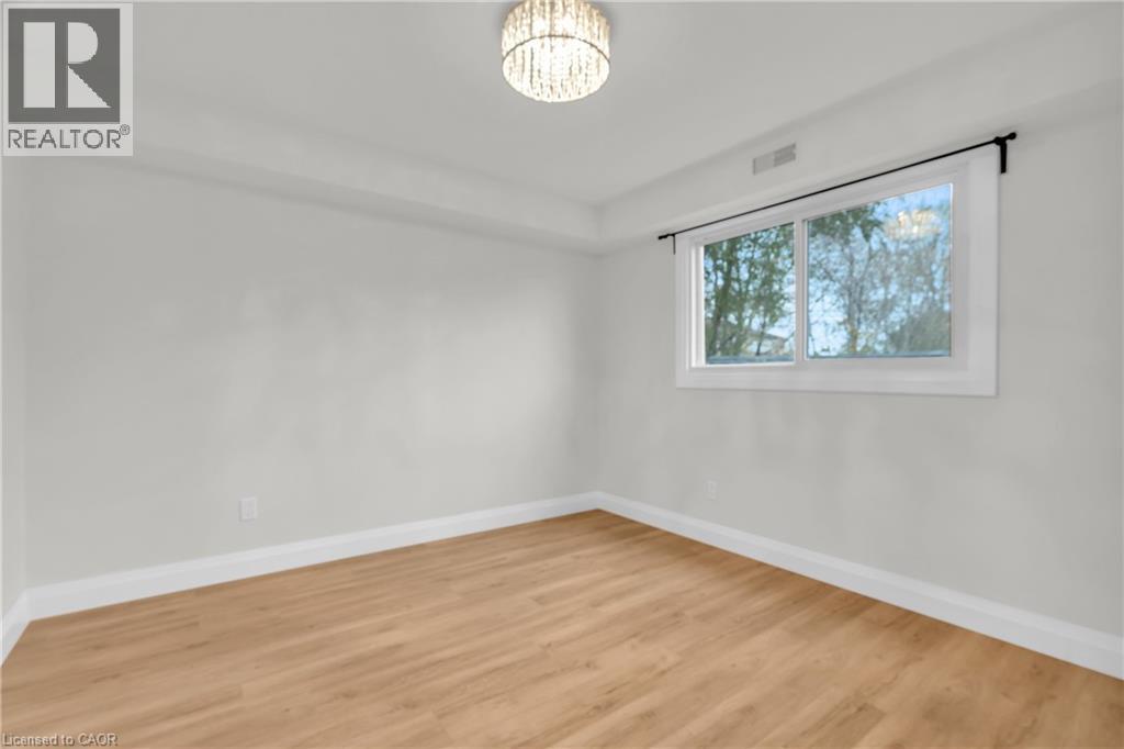 22 Ash Street Unit# 1, Kitchener, Ontario  N2H 6H8 - Photo 14 - 40795406