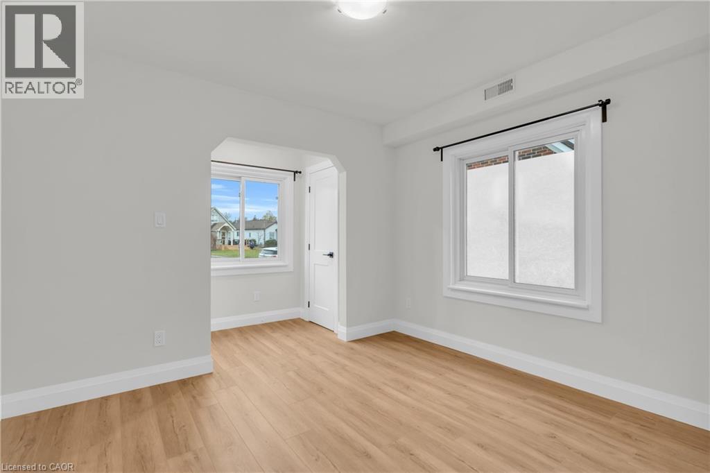 22 Ash Street Unit# 1, Kitchener, Ontario  N2H 6H8 - Photo 23 - 40795406