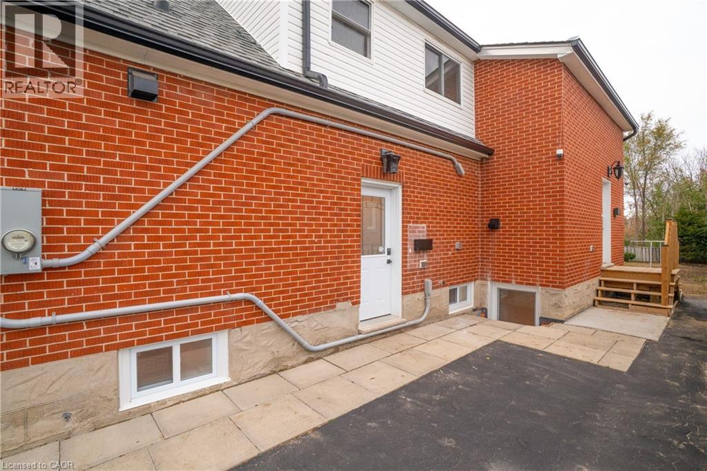 22 Ash Street Unit# 1, Kitchener, Ontario  N2H 6H8 - Photo 5 - 40795406