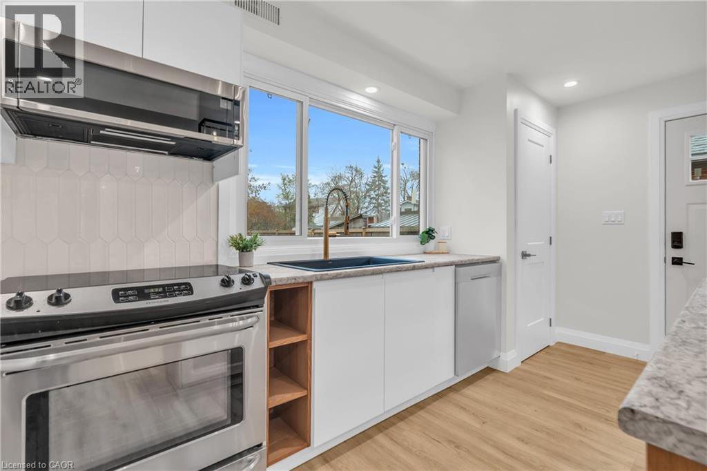 22 Ash Street Unit# 1, Kitchener, Ontario  N2H 6H8 - Photo 8 - 40795406