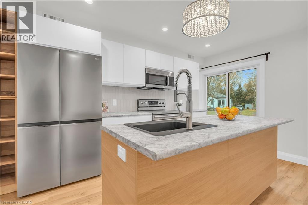 22 Ash Street Unit# 2, Kitchener, Ontario  N2H 6H8 - Photo 1 - 40795361